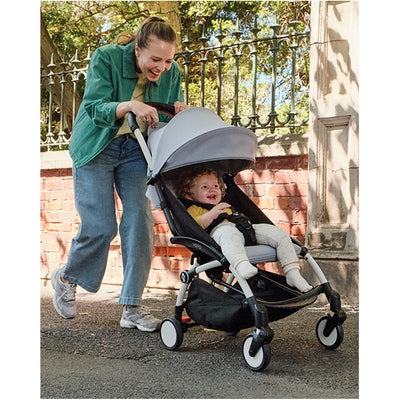 Carrinho de Bebê Stokke Yoyo3+ 6+ Black - BR - Conforto ideal